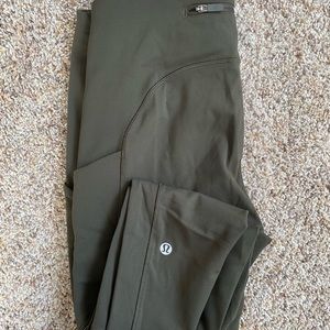 Crop Lulu leggings with pockets